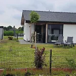 G22 Haus Mit Garten- Strandkorb Und Grillkamin By Interhome