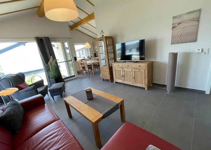 G22 Haus Mit Garten- Strandkorb Und Grillkamin By Interhome