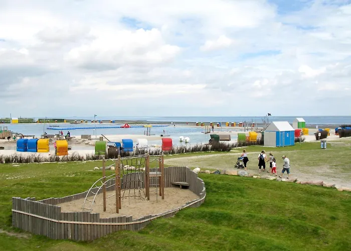 G22 Haus Mit Garten- Strandkorb Und Grillkamin By Interhome Grosswurden